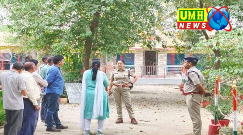 जिला कलेक्टर व पुलिस अधीक्षक ने किया संवेदनशील मतदान केंद्रों का निरीक्षण
