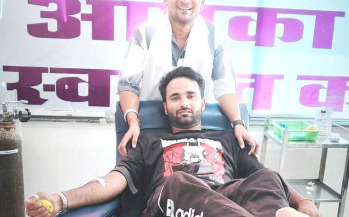 Social worker Ravi Sehra donated blood voluntarily