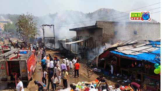 भिवाड़ी : बाबा मोहनराम मन्दिर मार्ग पर लगी आग