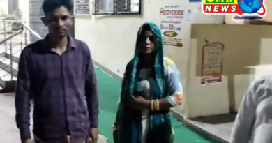 बुलंदशहर : जिला अस्पताल में ई-रिक्शा में दिया बच्चे को जन्म