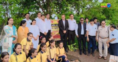 Garhakota: Tree plantation campaign organized by Legal Services Committee