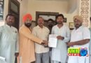 Sultanpur: Traders protest against increase in electricity rates.