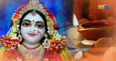 श्रीजी मंदिर में लड्‌डू गोपाल लेकर पहुंच रहे भक्त