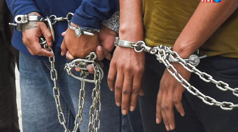 लखनऊ में न्यूड वीडियो बनाकर लूट करने वालों पर FIR