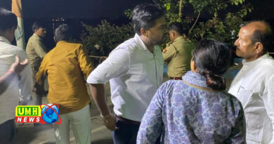आगरा : महालक्ष्मी मंदिर की दीवार गिरी:20 श्रद्धालु दबे, कई लोग यमुना में गिरे