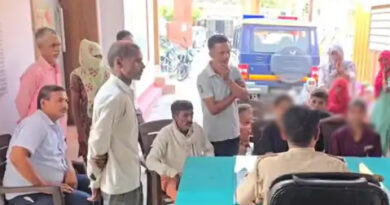 खुर्जा : प्रधानाचार्य पर दो छात्राओं से छेड़छाड़ का आरोप, FIR दर्ज