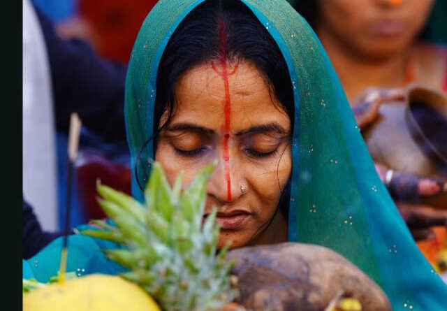 छठ पर्व में नारंगी टीका नाक से क्यों लगाती हैं महिलाएं?