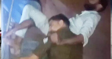 मुरादाबाद के रेस्टोरेंट में 5 सिलेंडर फटे, भीषण आग से घिरे लोग, 10 झुलसे