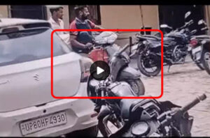 बुलंदशहर : जब्त 20 लाख रुपये की आतिशबाजी चौकी में बांटी गई, वीडियो Viral