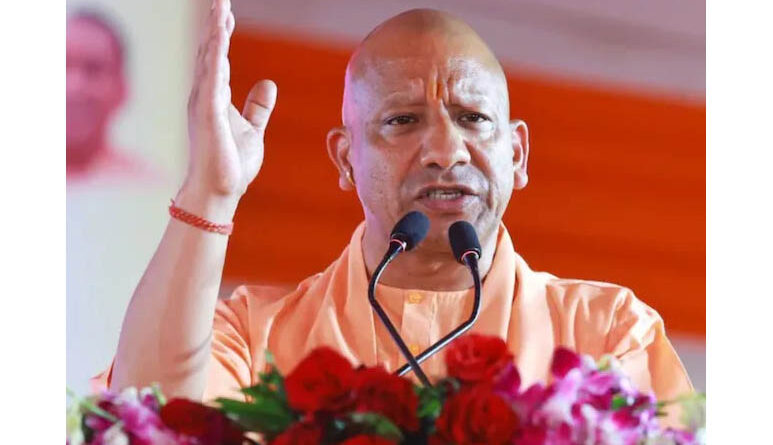 मुख्यमंत्री योगी आदित्यनाथ ने वीरांगना ऊदा देवी पासी की प्रतिमा का किया अनावरण