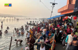 अनूपशहर में श्रद्धालुओं ने लगाई आस्था की डुबकी