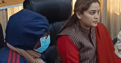 अपर्णा बोलीं : लव जिहादियों सुधर जाओ वरना राख कर देंगे