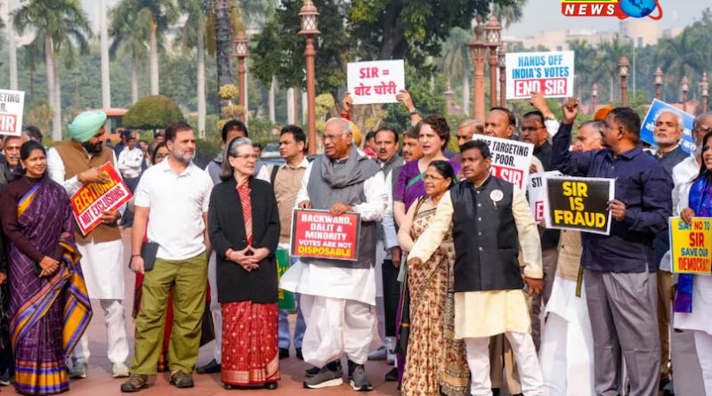 SIR पर ‘हल्ला बोल’! राहुल-सोनिया का संसद के बाहर पोस्टर वाला विरोध प्रदर्शन