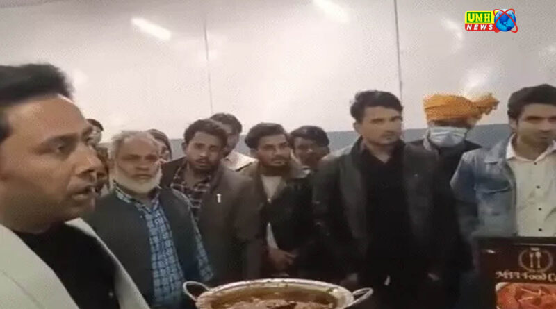 अलीगढ़ : शादी में बीफ का काउंटर लगाने पर बवाल, भाजपा नेता के बेटे को पीटा