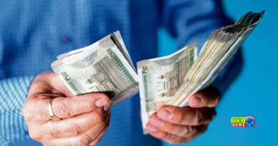 नए साल 2026 के पहले सप्ताह वृषभ, कुंभ समेत 7 राशियों के सम्मान, धन और खुशियों में होगी वृद्धि