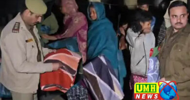 खुर्जा पुलिस ने कड़ाके की ठंड में बांटे कंबल