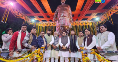अटल बिहारी वाजपेयी की जयंती पर प्रतिमा का अनावरण