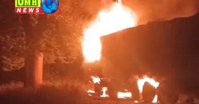 Chitrakoot: Bike and truck collide, two youth burnt alive