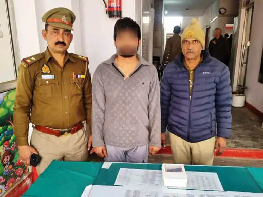 खुर्जा में 25 हजारी इनामी बदमाश गिरफ्तार