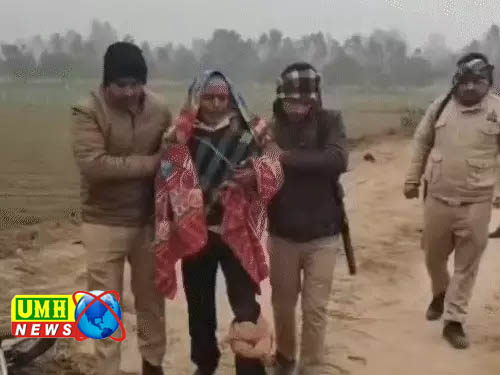 बदायूं : रोडवेज बस बिजली पोल तोड़कर नाले में गिरी