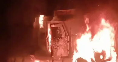 बाइक में आग लगने से महिला जिंदा जली