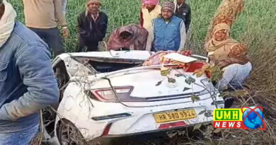 एटा : बेकाबू कार पलटी, मामा-भांजे समेत 3 का निधन