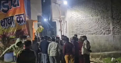 अमरोहा : पुलिस के सामने कांवड़ियों पर पथराव, सिपाही समेत 5 घायल