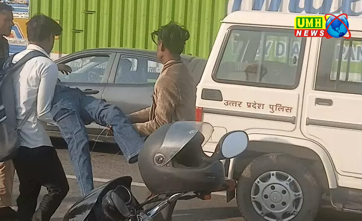 खुर्जा। दशहरा फ्लाईओवर पर हुआ हादसा, दूसरा घायल