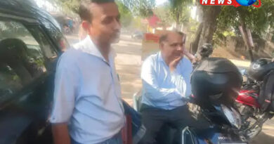 बुलंदशहर : बसपा पूर्व जिलाध्यक्ष के स्टोर पर फर्जी अफसरों की रेड