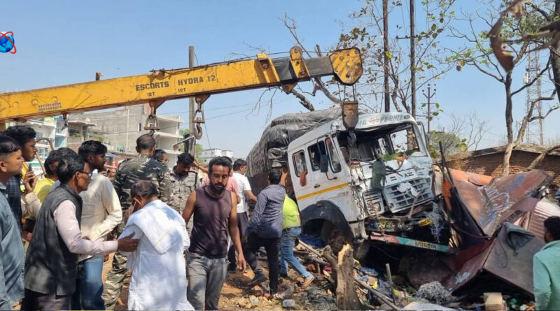 चरही : भीषण सड़क दुर्घटना