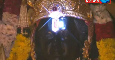 Ramlala's Surya Tilak, rays fell on the forehead for 9 minutes, anointment with Panchamrit