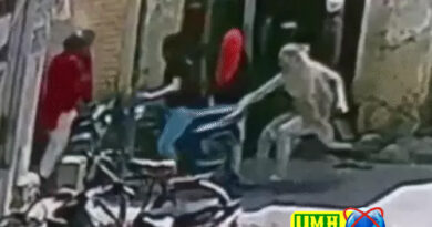 यूपी में लड़की ने कर्मचारी से 10 लाख लूटे