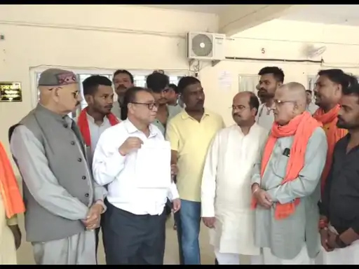 500 साल पुराने शिव मंदिर से मूर्तियां गायब