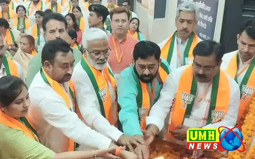 खुर्जा में पहुंचे जल शक्ति मंत्री स्वतंत्र देव सिंह