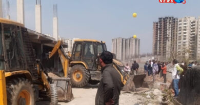 इन्वेस्टमेंट का झांसा देकर लोगों को जमीन बेच रहे थे, चला बुलडोजर