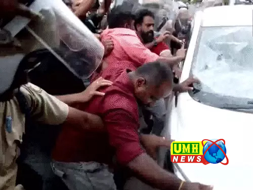 Vijayan supporters attacked ED team, pelted sticks and stones
